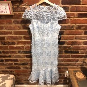 NWT Lulus Lace Midi Dress - Sz M